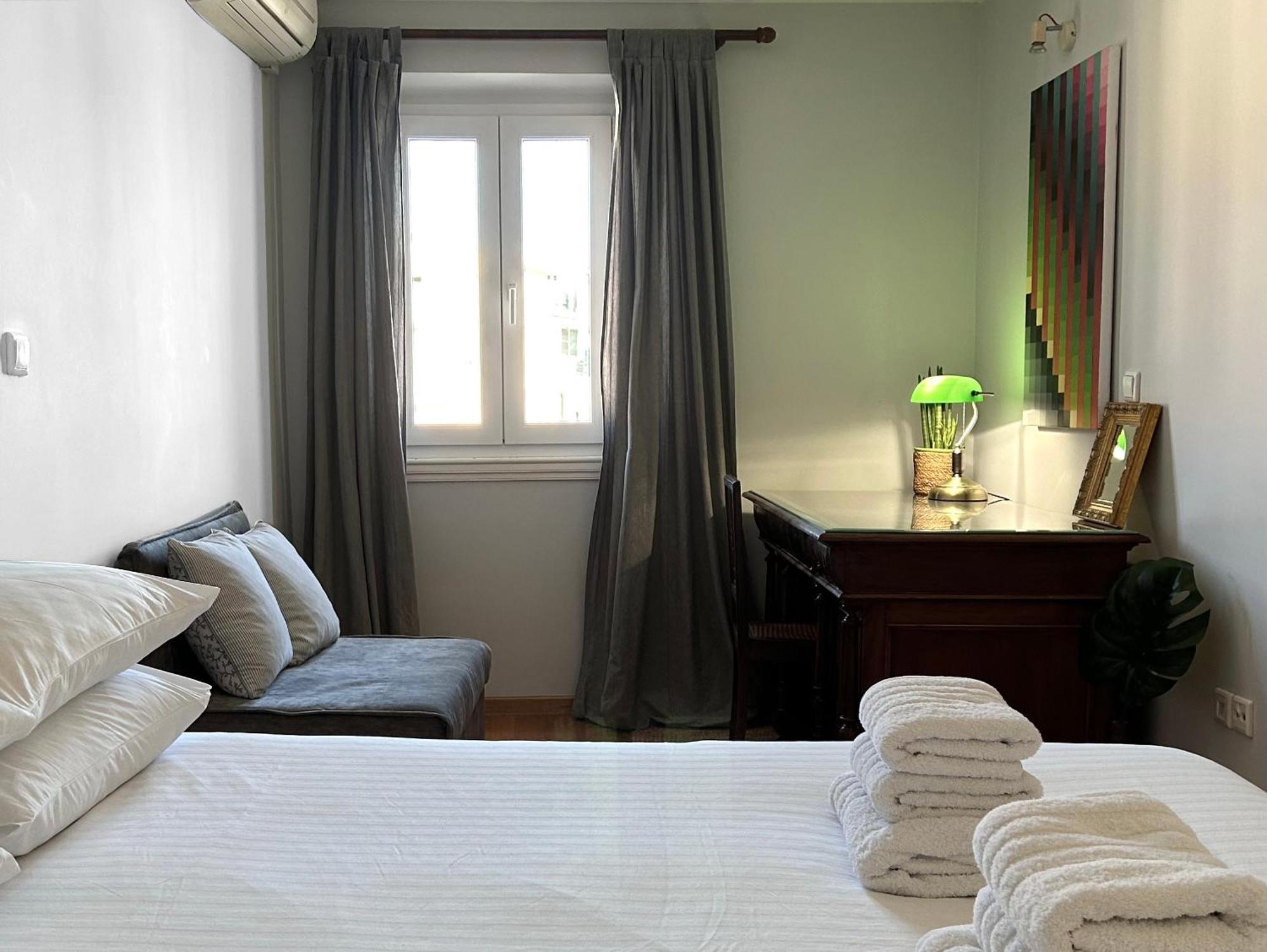 "San Giacomo Square Apt." In The Heart Of Old Town Corfu (city) Exterior foto